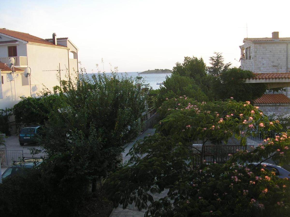Bugenvila Rogoznica  Exterior foto